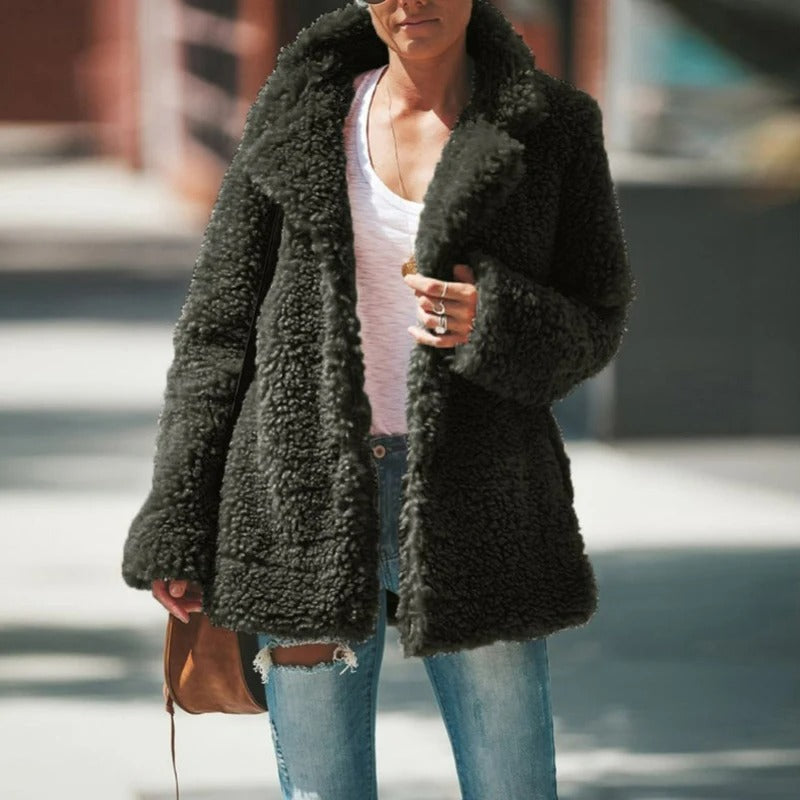 Manteau d’Hiver pour Femme à Coupe Moderne | Idéal par Temps Froid