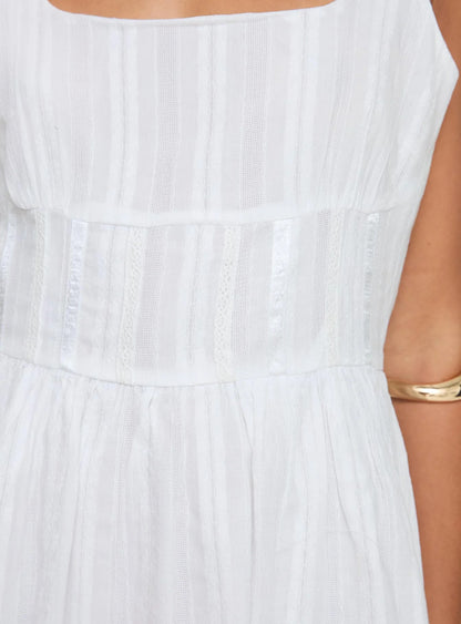 Robe Mini avec Coupe Cintrée et Encolure Carrée pour Femme | Idéale pour l'Été