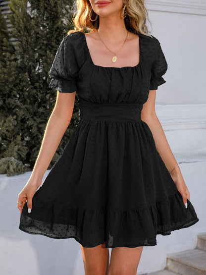 Robe Mini Avec Texture Plumetis Et Manches Courtes Pour Femme | Idéale Pour L’Été