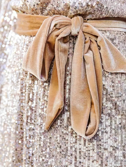 Robe Courte à Paillettes avec Ceinture et Manches Longues pour Femmes | Idéale pour les Soirées et Événements de Nuit