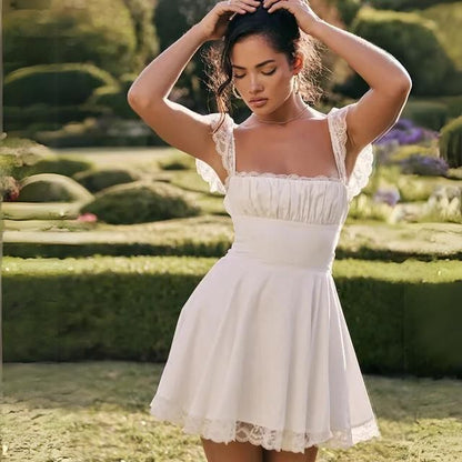Robe Mini Avec Col Carré Et Détails En Dentelle Pour Femmes | Idéale Pour Les Sorties Et Événements