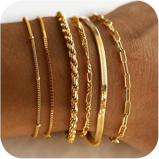 Ensemble de bracelets dorés pour femmes