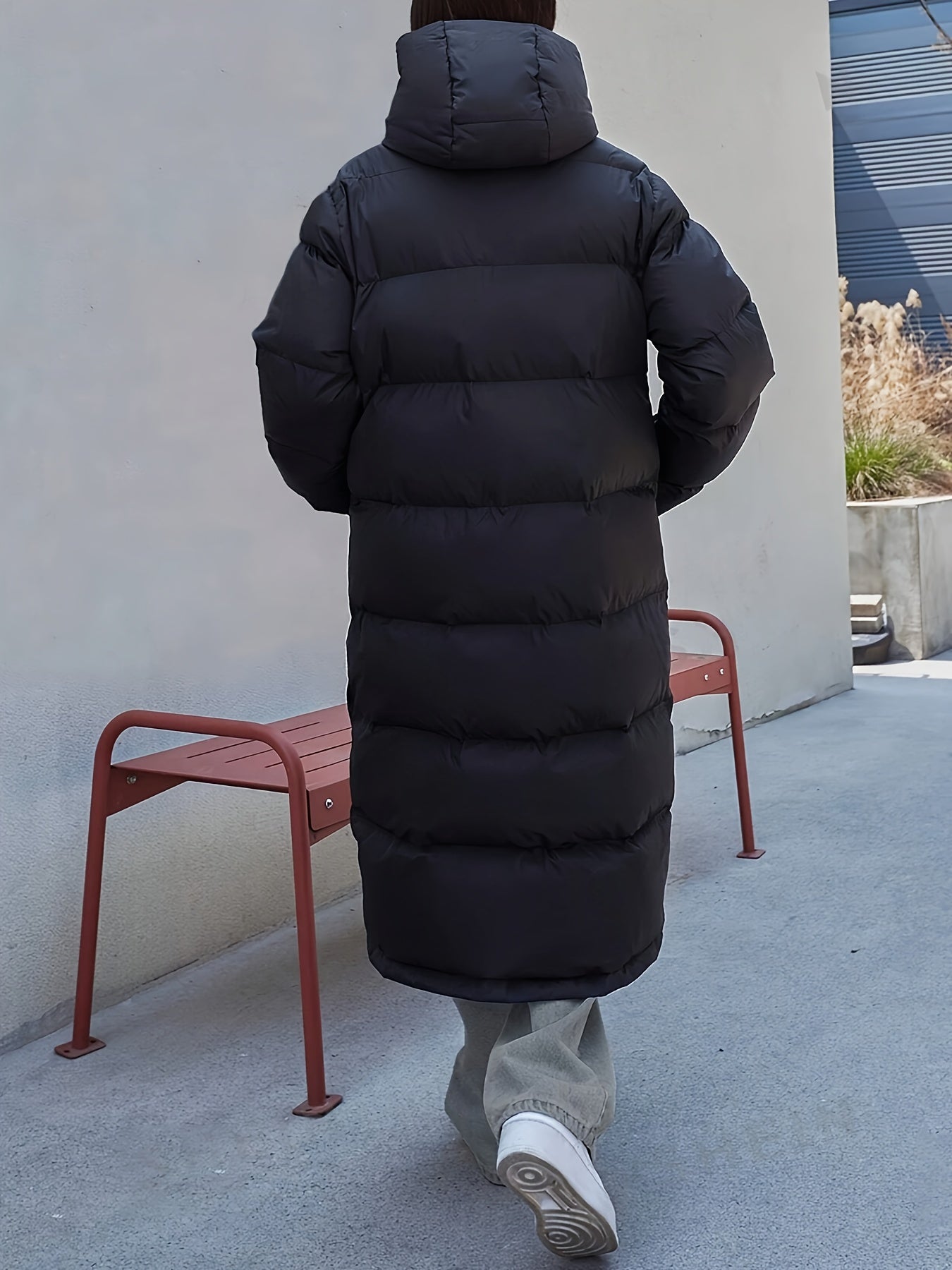 Doudoune Longue Matelassée avec Capuche et Coupe Ample pour Femme | Idéale par Temps Froid
