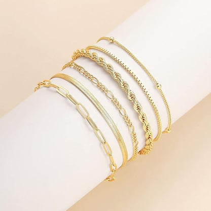 Ensemble de bracelets dorés pour femmes