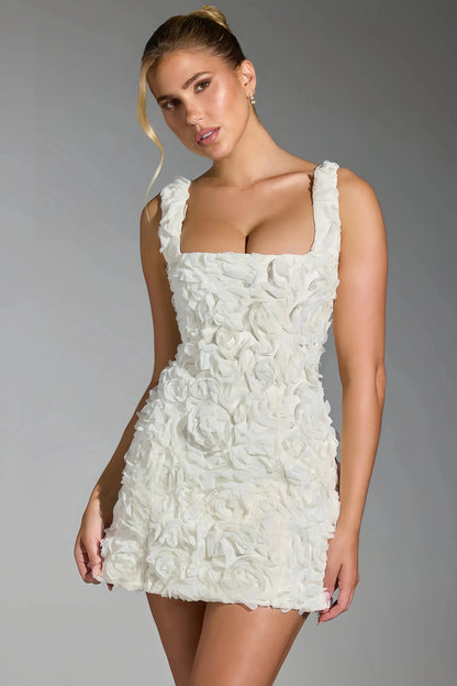 Robe Mini Dos Nu avec Motif Floral 3D pour Femme | Idéale pour l'Été et les Événements Décontractés