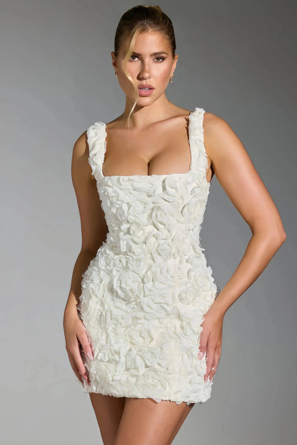 Robe Mini Dos Nu avec Motif Floral 3D pour Femme | Idéale pour l'Été et les Événements Décontractés