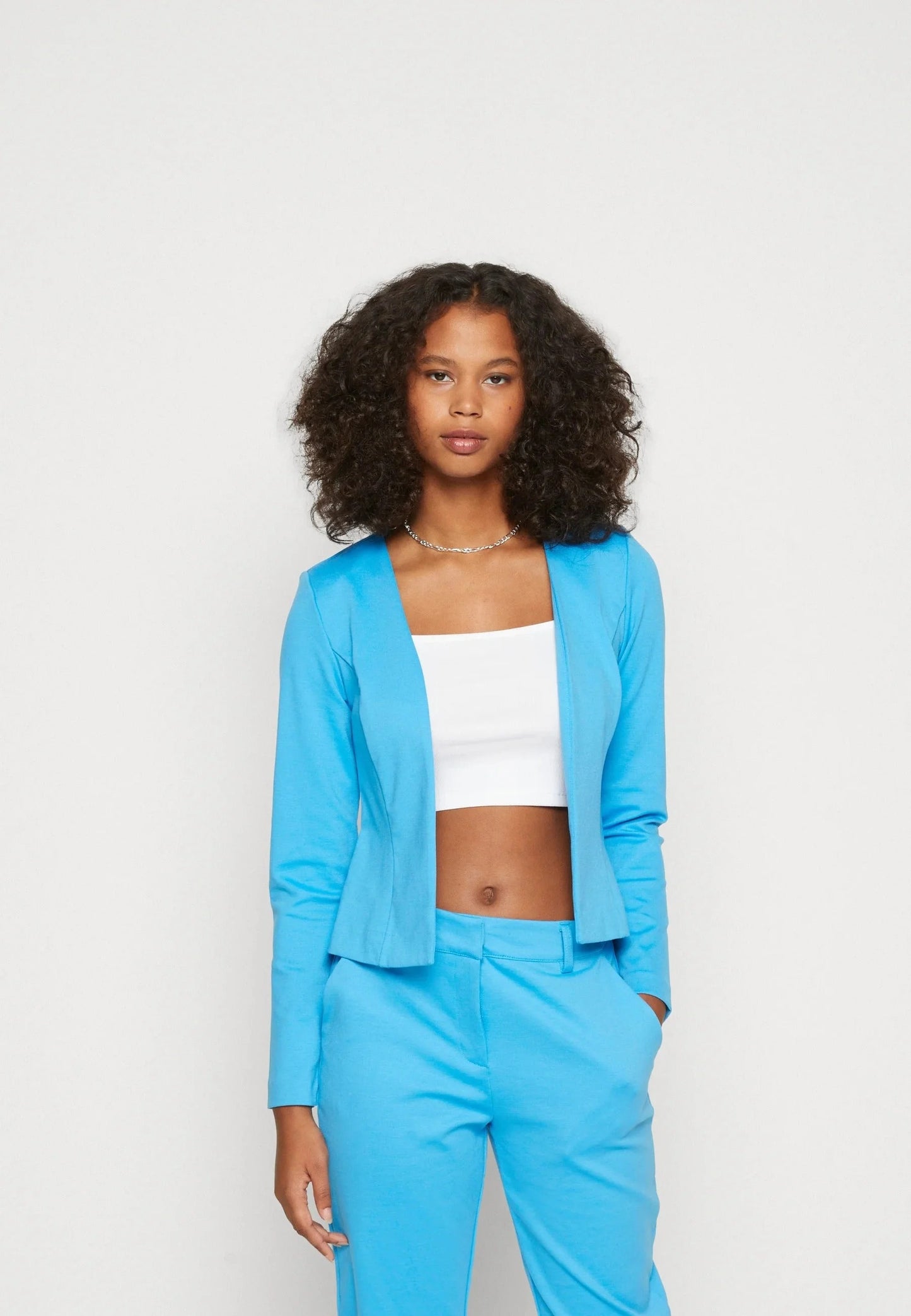 Veste-Cardigan Structuré à Manches Longues pour Femme | Idéale pour le Bureau ou les Occasions Quotidiennes