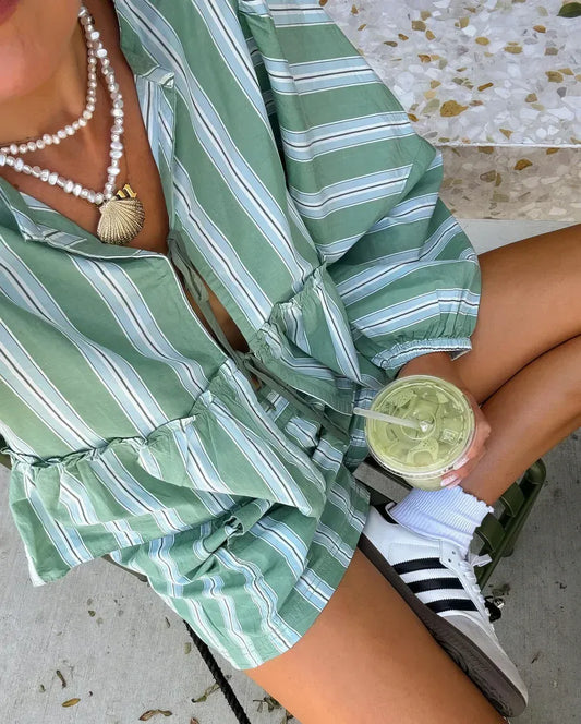 Ensemble Décontracté avec Blouse Ample et Shorts à Rayures pour Femme | Idéal pour l’Été et un Usage Quotidien