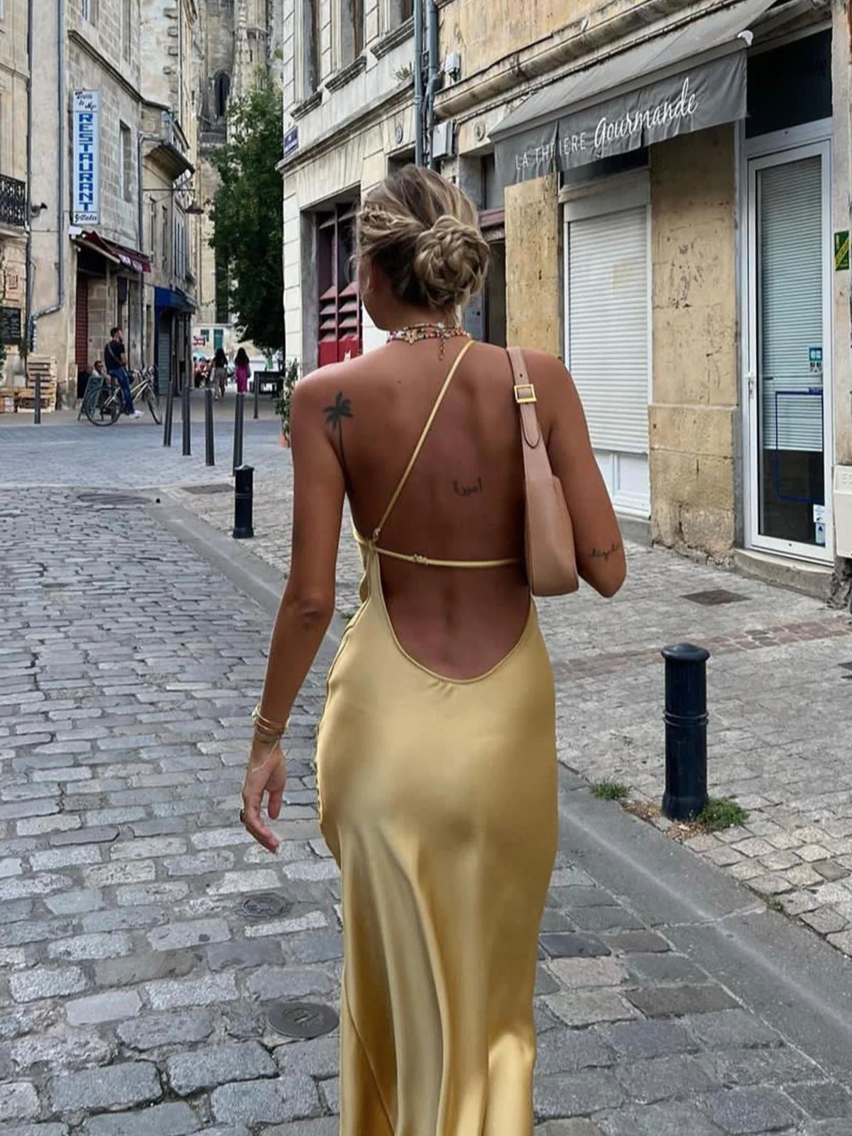 Robe Midi à Une Épaule avec Fente Latérale pour Femme | Idéale pour les Soirées ou Occasions Spéciales