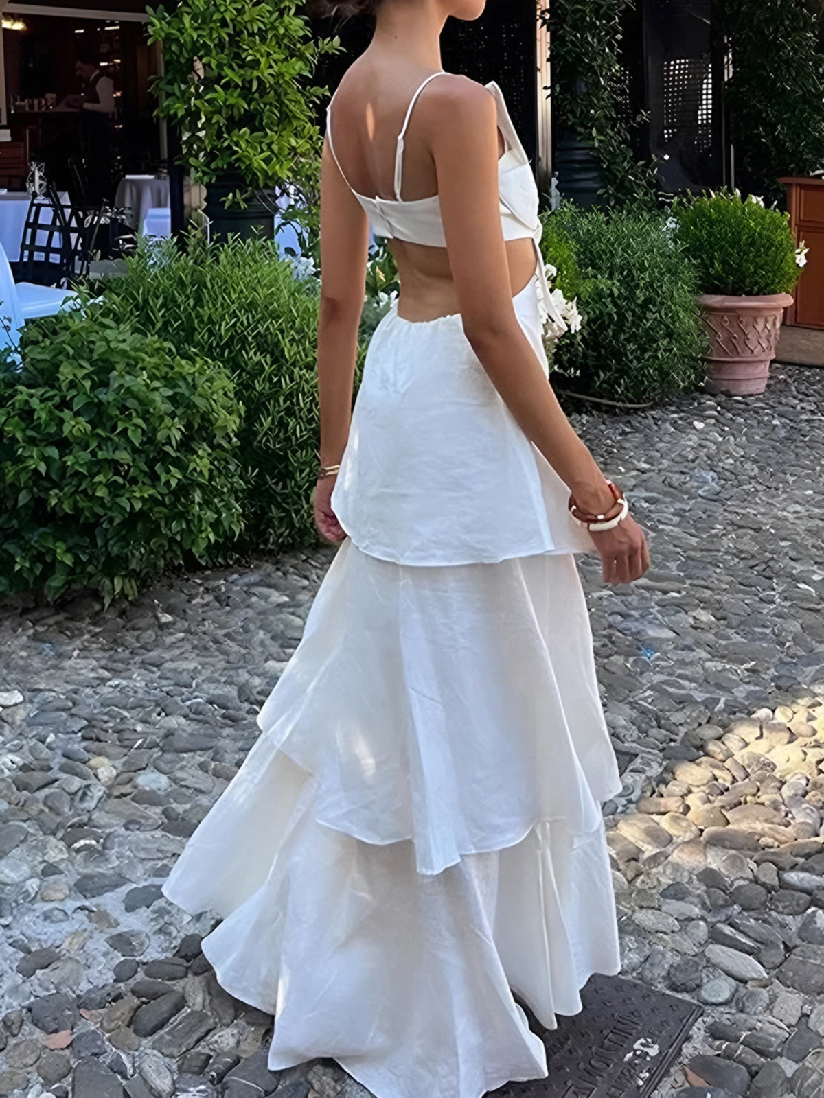 Robe Longue À Fines Bretelles Avec Jupe À Volants Pour Femme | Idéale Pour Les Soirées D’été