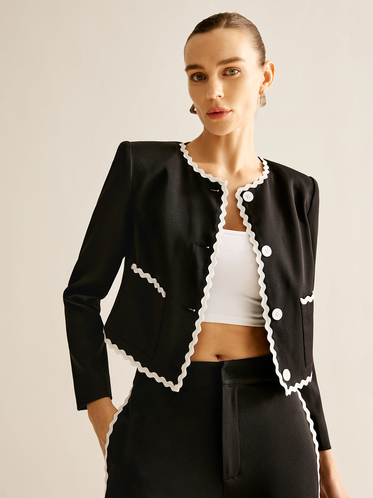 Blazer avec Finition Ondulée Contrastante Et Boutons pour Femme | Idéal pour Le Travail Et Le Temps Libre