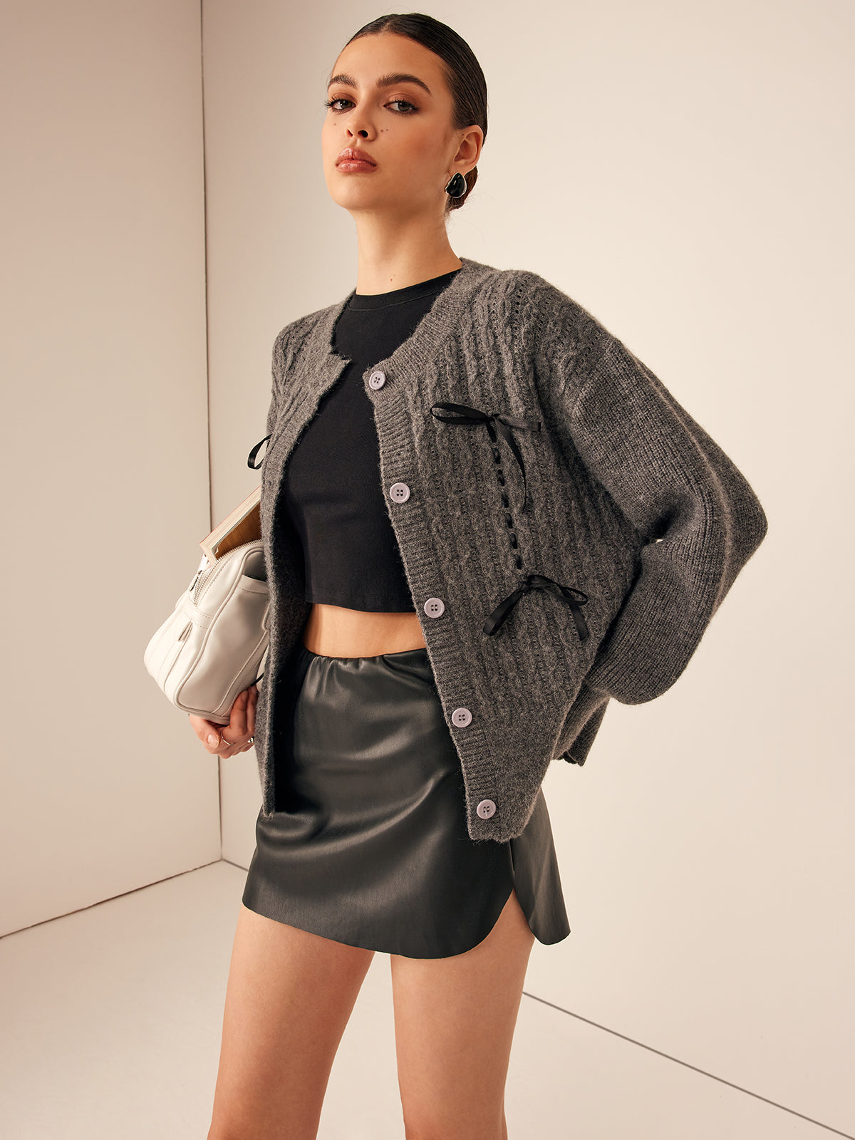 Cardigan en Maille Épaisse avec Nœuds Décoratifs et Coupe Oversize pour Femmes | Idéal pour Tenues Décontractées