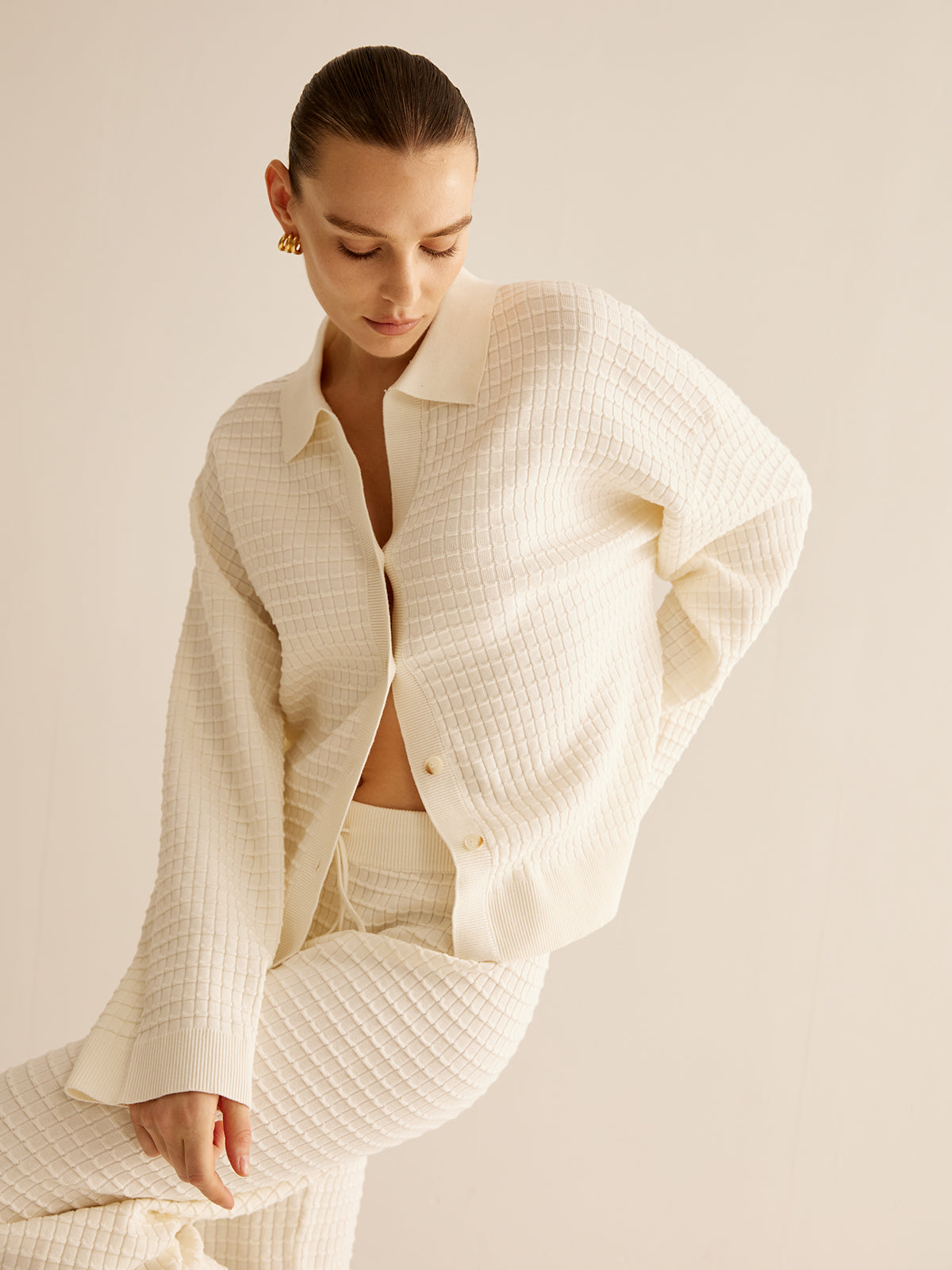 Ensemble Deux Pièces en Maille Gaufrée avec Chemise Boutonnée pour Femme | Idéal pour les Journées Décontractées
