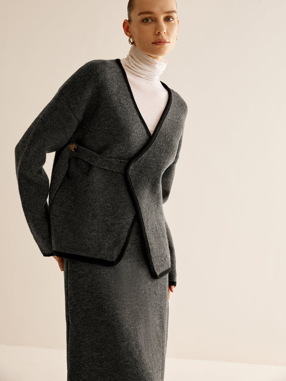 Ensemble Deux Pièces en Maille avec Cardigan Cache-Cœur pour Femme | Idéal pour le Bureau