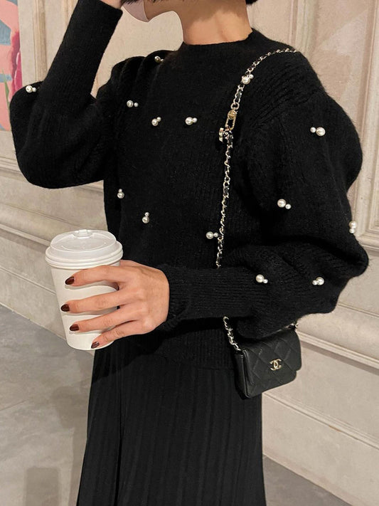 Pull Noir avec Détails de Perles et Coupe Légèrement Ample pour Femmes | Idéal pour Tenues Quotidiennes