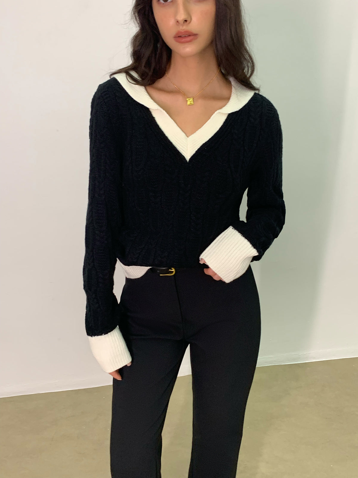 Pull Torsadé Avec Col V Et Bords Contrastés Pour Femme | Idéal Pour Usage Quotidien
