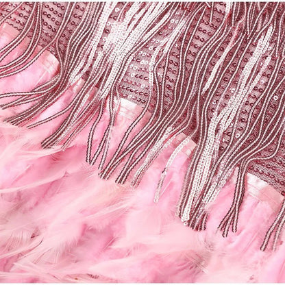 Robe Courte Avec Détails À Plumes Pour Femme | Idéale Pour Les Soirées Et Événements Spéciaux