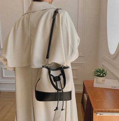 Sac Seau Bicolore Avec Cordon De Serrage Et Bandoulière Ajustable Pour Femme | Idéal Pour Usage Quotidien