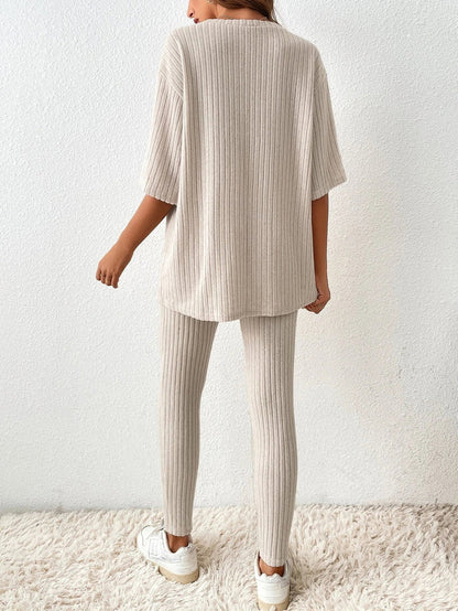 Ensemble Deux Pièces Oversize avec Haut à Manches Courtes et Pantalon pour Femmes | Idéal Pour Usage Quotidien