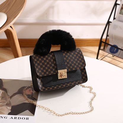 Mini Sac Carré avec Chaîne et Fermoir pour Femme | Idéal pour Usage Quotidien