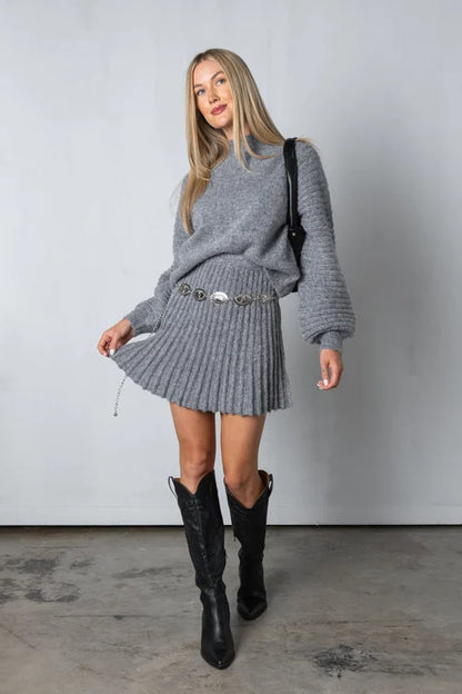 Ensemble Deux Pièces avec Pull et Jupe Plissée pour Femmes | Idéal Pour Usage Quotidien ou Occasions
