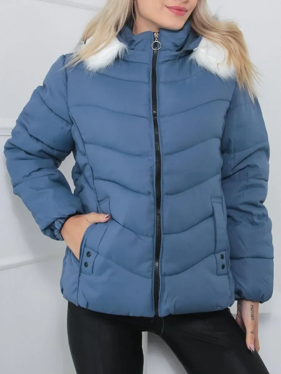 Veste Matelassée avec Capuche Amovible pour Femme | Idéale pour L’Hiver