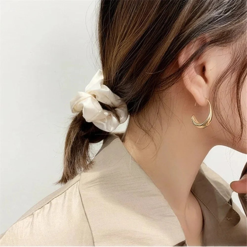Boucles D’Oreilles Avec Finition Dorée Pour Femme | Idéales Pour Un Usage Quotidien Ou Des Occasions