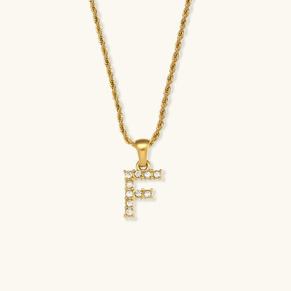 Collier initiale en pierres serties pour femmes