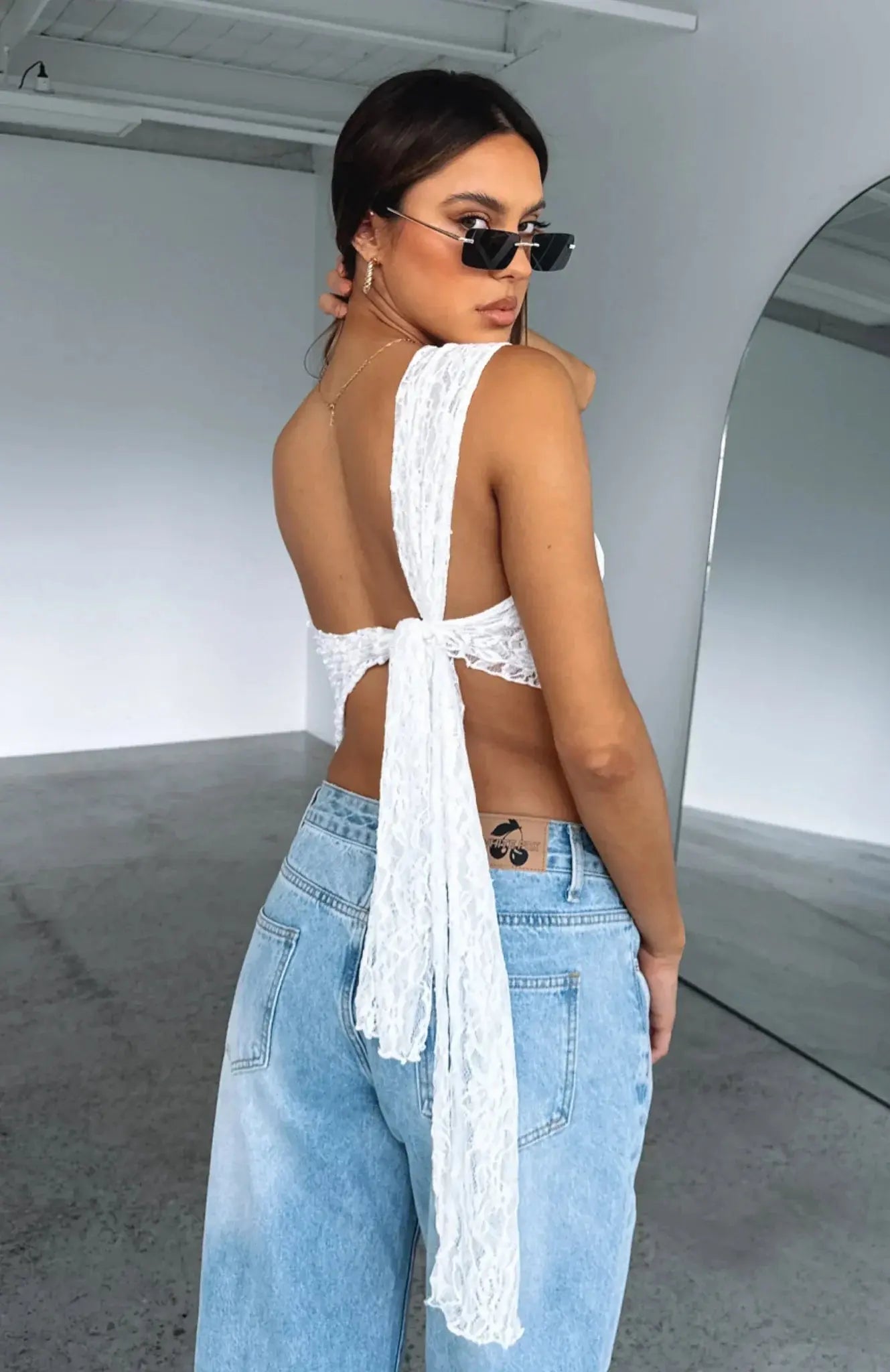 Top Asymétrique À Une Épaule Avec Détails En Dentelle Pour Femmes | Idéal Pour Les Soirées Et Occasions Spéciales