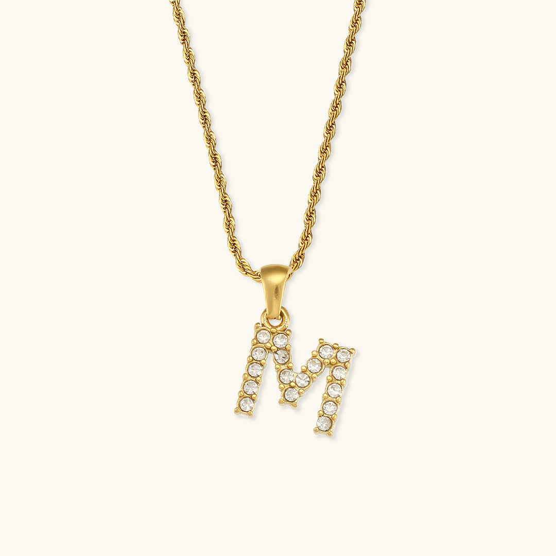 Collier initiale en pierres serties pour femmes