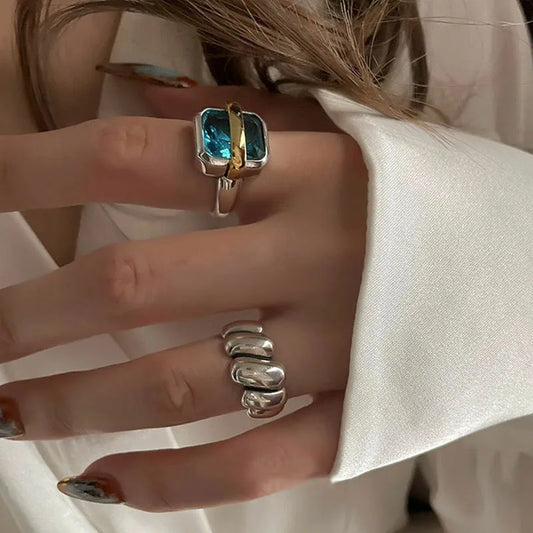 Bague Avec Pierre Bleue Et Finition Argentée Pour Femme | Idéale Pour Un Usage Quotidien Ou Des Occasions