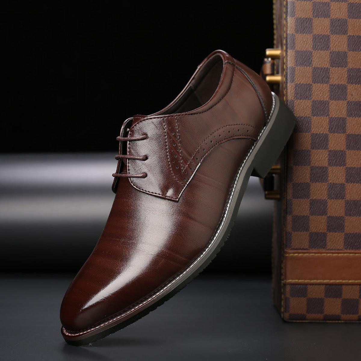Chaussures derby avec perforations décoratives pour homme | idéal pour le bureau et les occasions habillées