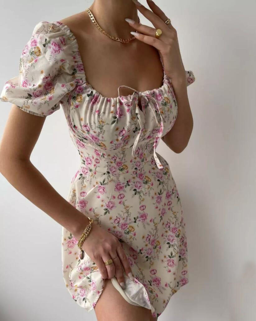 Mini-Robe À Motif Floral Avec Manches Bouffantes Pour Femmes | Idéal Pour La Saison Estivale