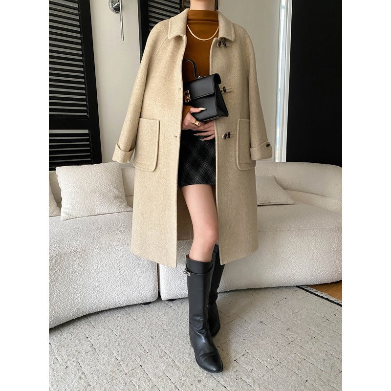 Manteau long à brandebourgs pour femmes