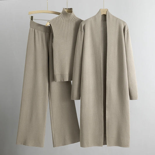 Ensemble Trois Pièces avec Top, Pantalon et Long Manteau pour Femmes | Idéal pour le Travail et les Occasions Formelles