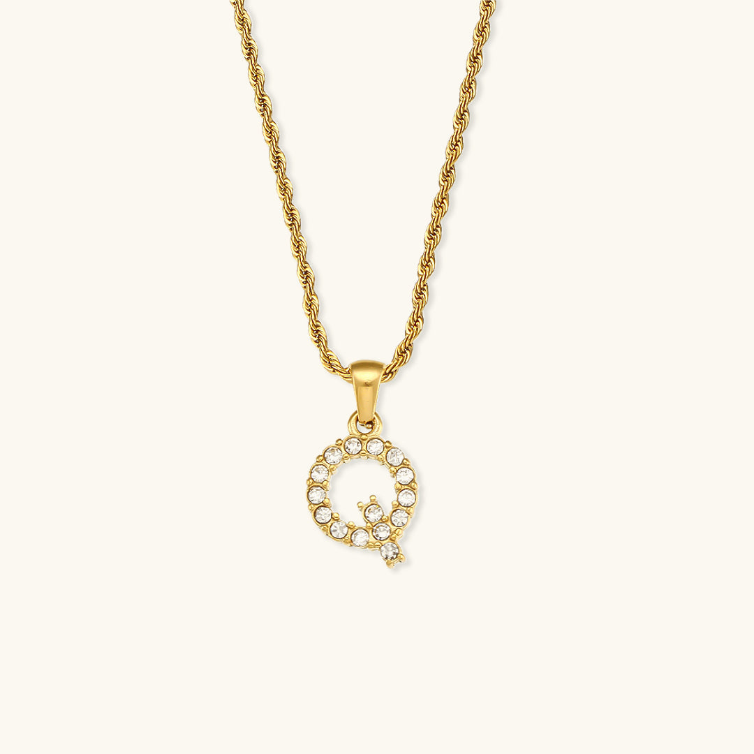 Collier initiale en pierres serties pour femmes