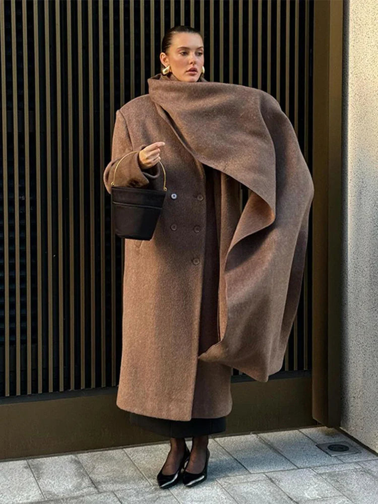 Manteau Long à Col Écharpe et Double Boutonnage pour Femme | Idéal pour l’Automne et l’Hiver