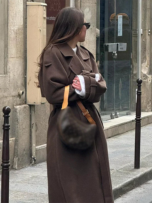 Manteau Long à Col Revers avec Ceinture et Double Boutonnage pour Femme | Idéal pour l’Automne et l’Hiver