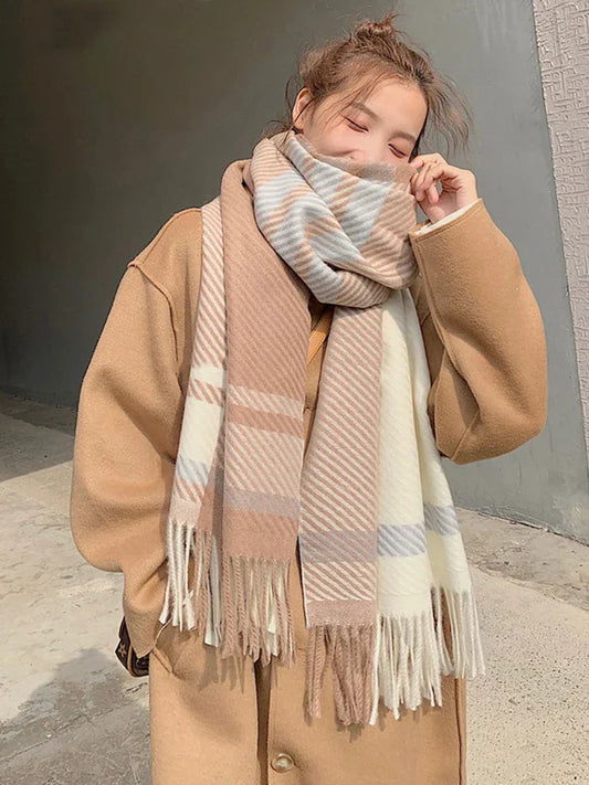Écharpe D’Hiver À Motif Carreaux pour Femme | Idéale pour La Saison Froide