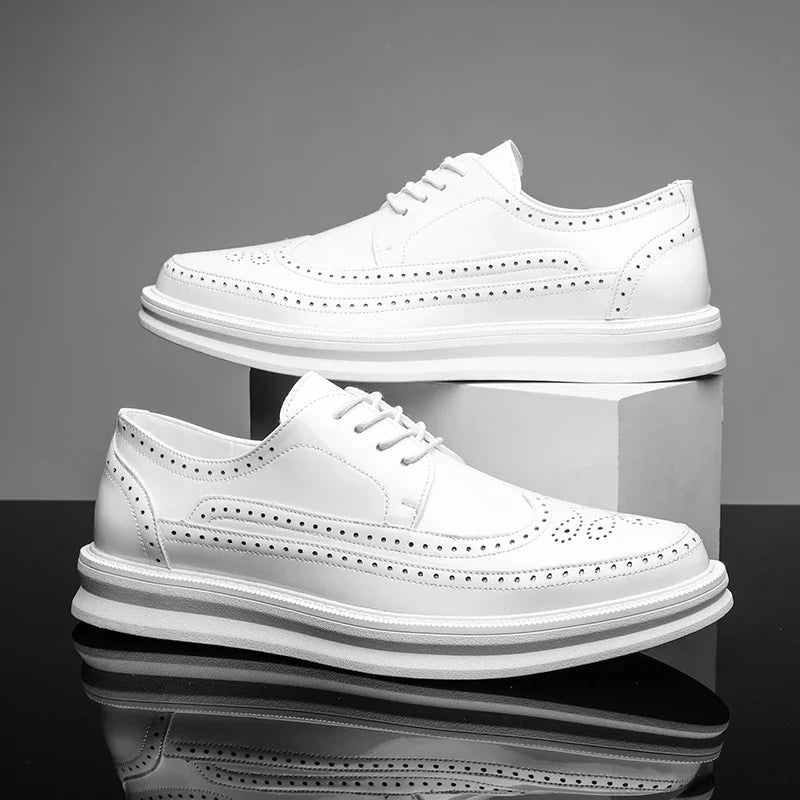 Chaussures derby avec décor brogue pour hommes | Idéal pour les occasions habillées et les sorties décontractées
