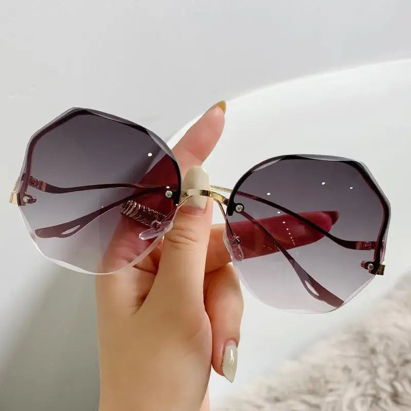 Lunettes de Soleil Carrées Oversize Avec Protection UV Pour Femme | Idéales Pour Un Usage Quotidien