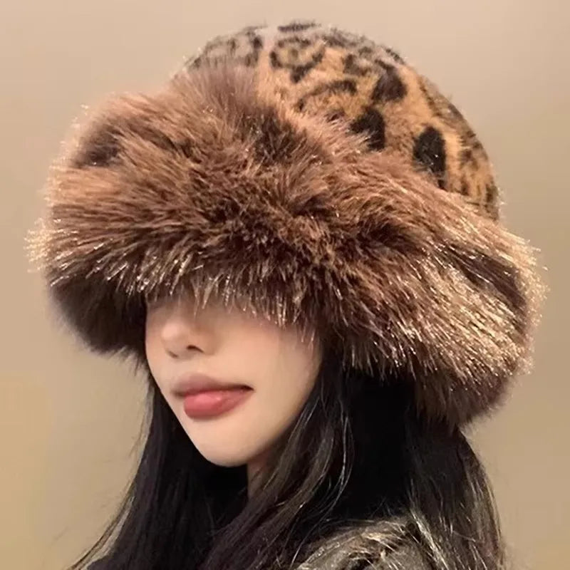 Chapeau à Motif Léopard avec Bord Doux pour Adultes | Idéal pour l’Hiver
