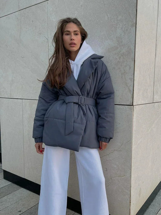 Manteau Parka Matelassé avec Détail Ceinturé pour Femme | Idéal pour l’Hiver