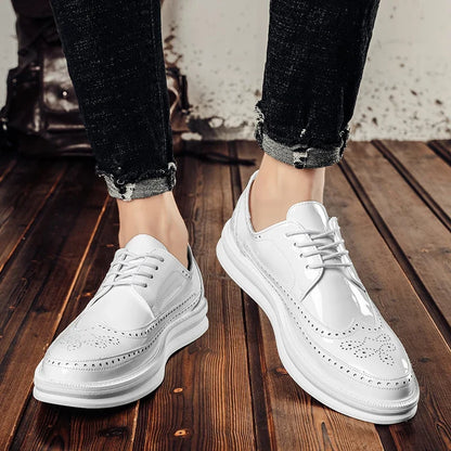 Chaussures derby avec décor brogue pour hommes | Idéal pour les occasions habillées et les sorties décontractées