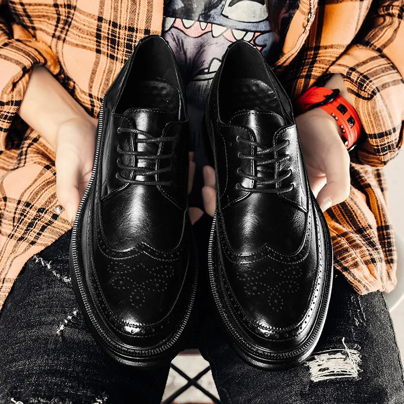 Chaussures derby avec décor brogue pour hommes | Idéal pour les occasions habillées et les sorties décontractées