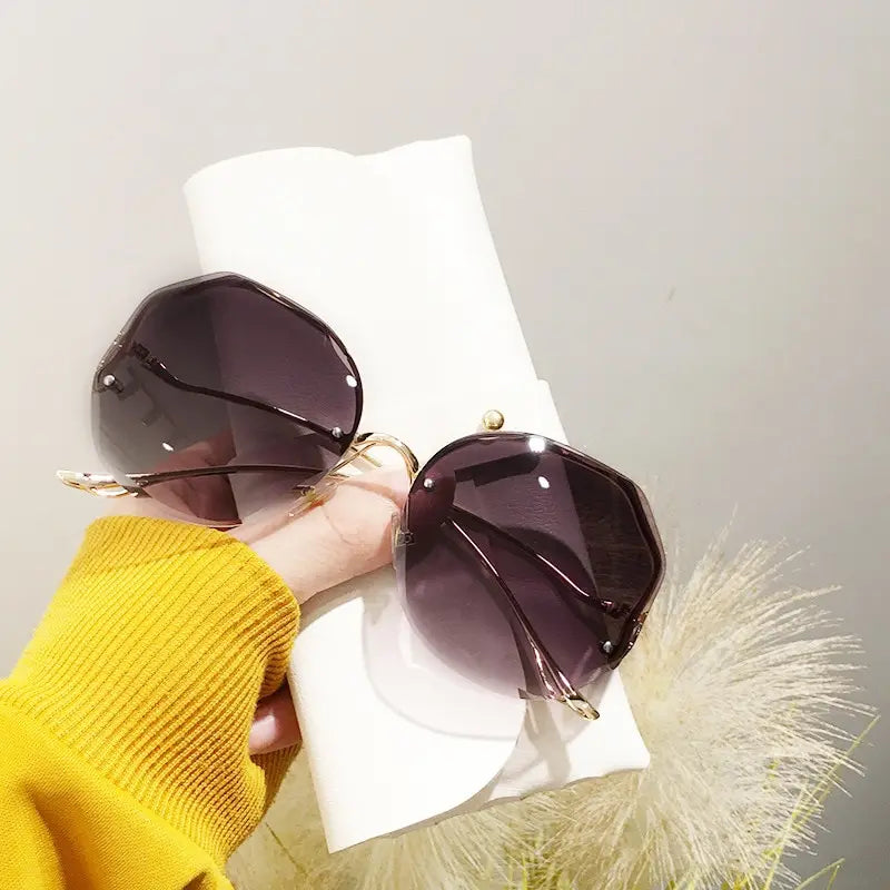 Lunettes de Soleil Carrées Oversize Avec Protection UV Pour Femme | Idéales Pour Un Usage Quotidien