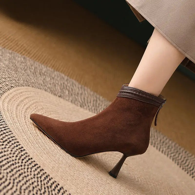 Bottines à Bout Pointu avec Talon Fin pour Femme | Idéal pour Occasions Formelles