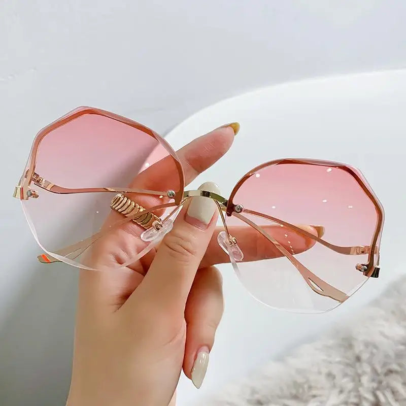 Lunettes de Soleil Carrées Oversize Avec Protection UV Pour Femme | Idéales Pour Un Usage Quotidien