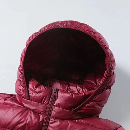 Manteau Long Légèrment Matelassé avec Capuche Amovible pour Femme | Idéal pour l’Hiver
