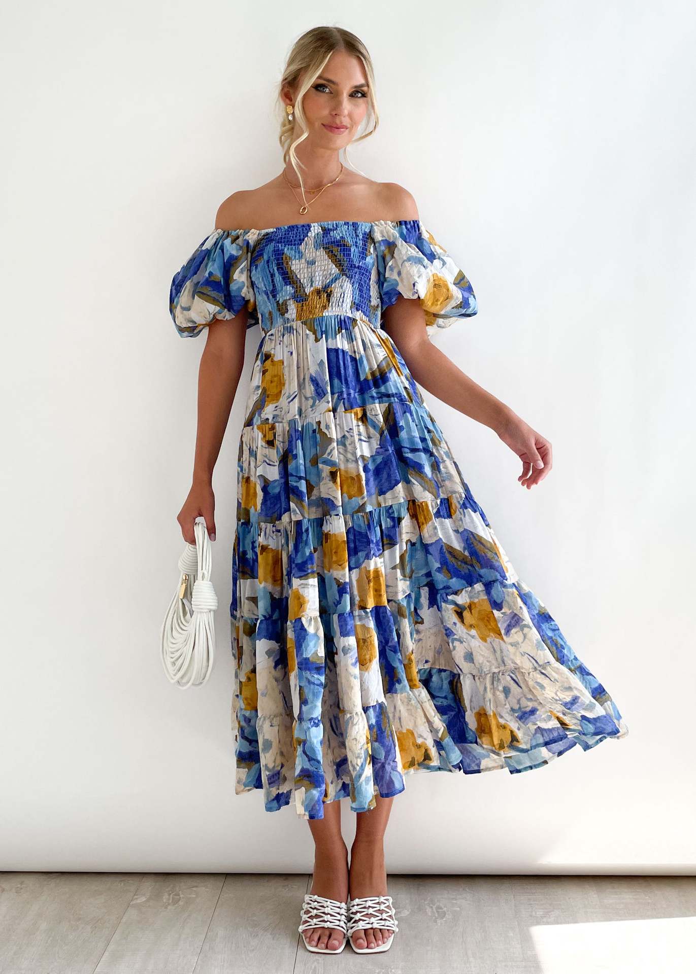 Robe Midi Épaules Dénudées Avec Imprimé Floral Et Buste Smocké Pour Femme | Idéale Pour Les Occasions Et Événements